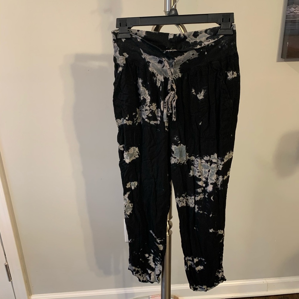 Hard Tail Crop pants